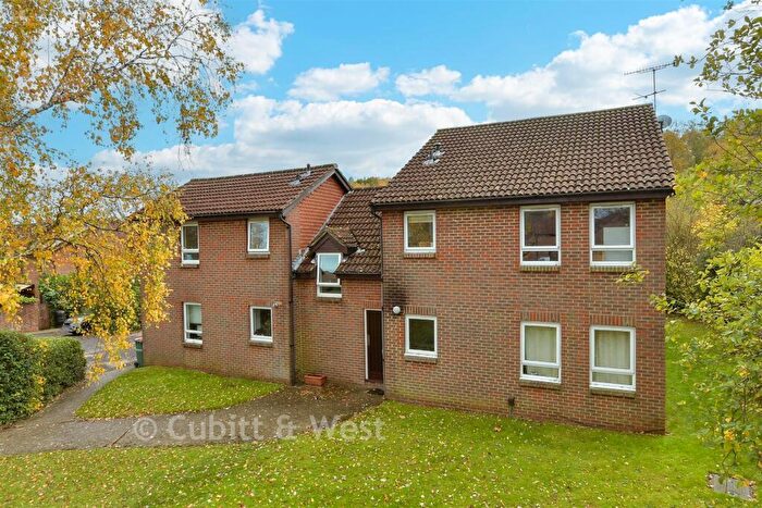 Studio For Sale In Holmesdale Road, North Holmwood, Dorking, Surrey, RH5