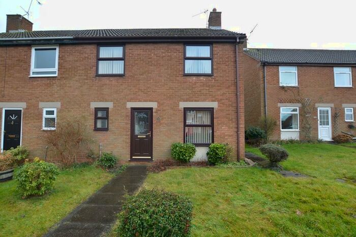 3 Bedroom House To Rent In New Street, Grassmoor, Chesterfield, S42