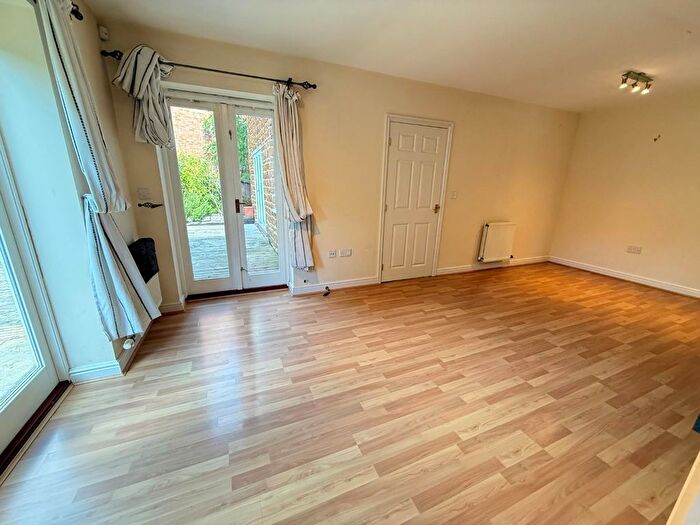 5 Bedroom Detached House To Rent In Loddington Way, Mawsley, NN14