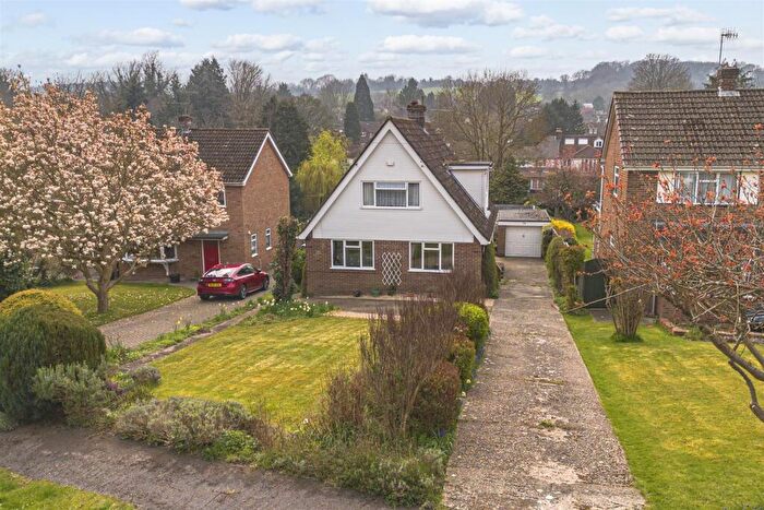 4 Bedroom Detached House For Sale In Friars Gardens, Hughenden Valley (cul-de-sac), HP14