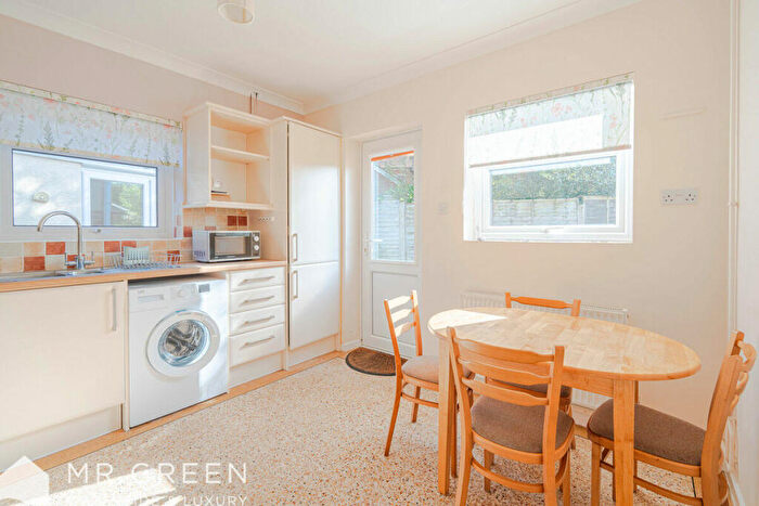 2 Bedroom Detached Bungalow For Sale In Branders Close, Wick, BH6