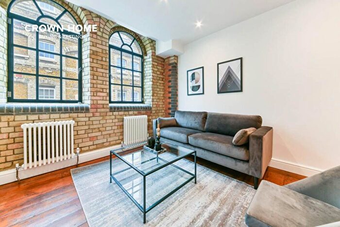 1 Bedroom Apartment To Rent In Pear Tree Court, Farringdon, EC1R
