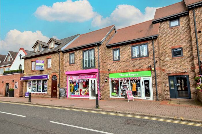 1 Bedroom Apartment To Rent In The Broadway, Farnham Common, Farnham Common, SL2