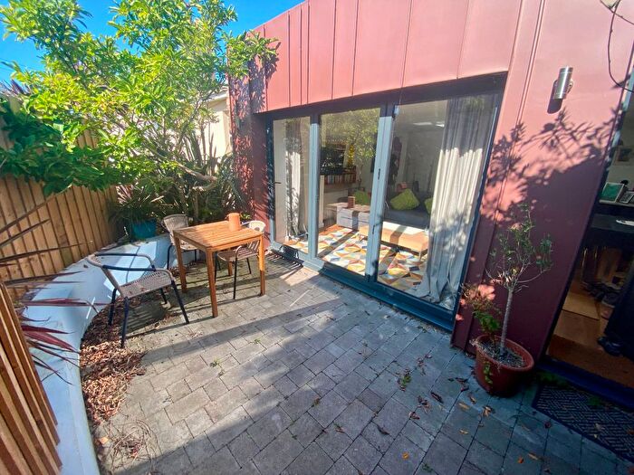 2 Bedroom Flat To Rent In Warberry Road West, Torquay, TQ1