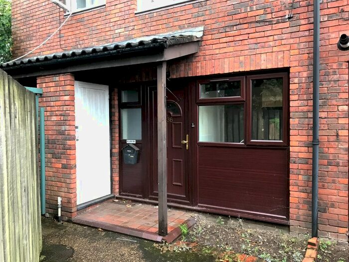 1 Bedroom Maisonette To Rent In Marshall Drive, Hayes, Middlesex, UB4