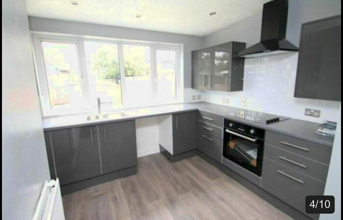 4 Bedroom Terraced House To Rent In Norbury Court Road, Norbury, SW16