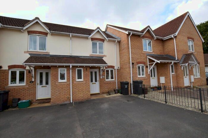 2 Bedroom Terraced House To Rent In The Shaulders, Taunton, TA2