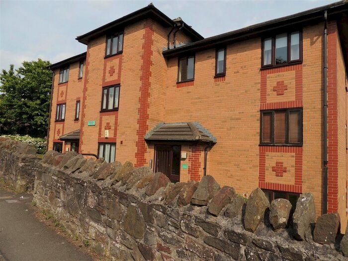 1 Bedroom Flat To Rent In Memorial Road, Hanham, Bristol BS15