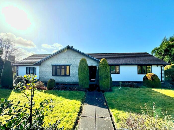 3 Bedroom Bungalow For Sale In Cae Llewelyn, Cilmery, Builth Wells, Powys, LD2