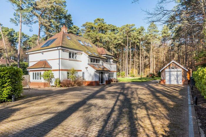 5 Bedroom Detached House To Rent In St Margarets, Woodlands Lane, GU20