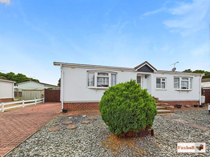 2 Bedroom Park Home For Sale In Roma Avenue, Martlesham Heath, IP5