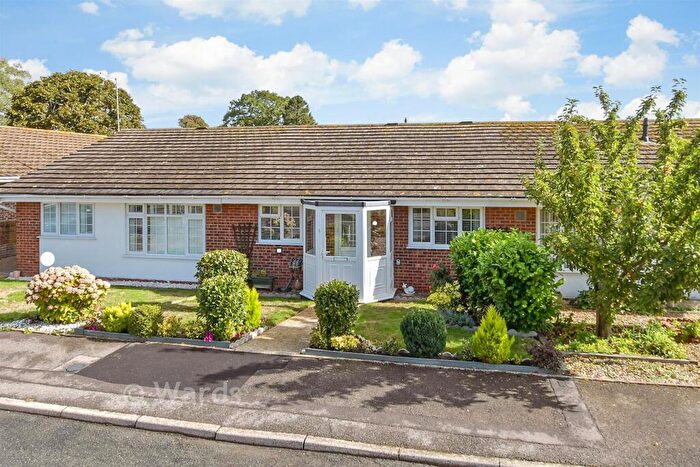 2 Bedroom Bungalow For Sale In Greenacre Drive, Walmer, Deal, Kent, CT14
