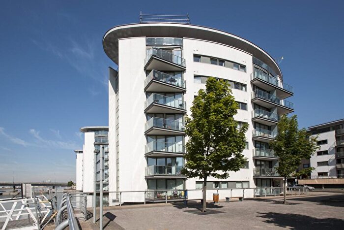 1 Bedroom Apartment To Rent In The Helm, Royal Quay, London, E16