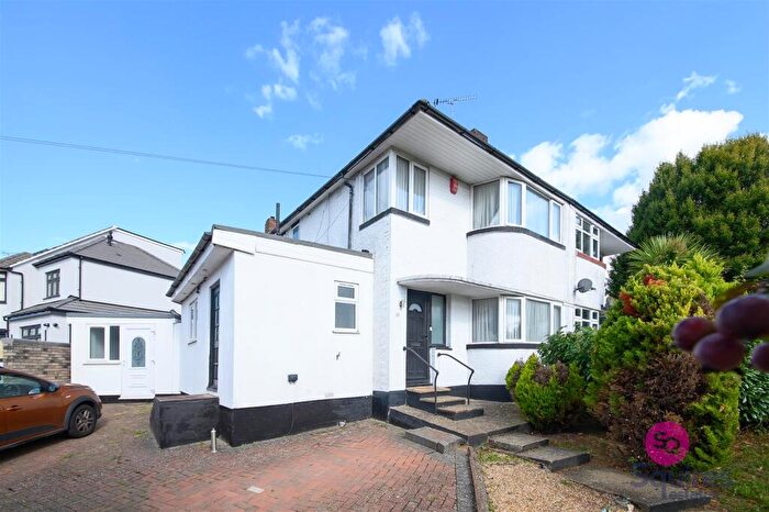 3 Bedroom Semi-Detached House For Sale In Marlborough Avenue, Edgware, HA8