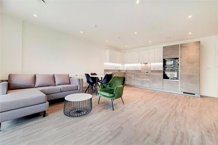 2 Bedroom Apartment To Rent In Fresh Wharf Road, Barking, Essex, IG11