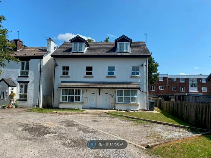 3 Bedroom Semi-Detached House To Rent In Park Terrace, Whitefield, Manchester, M45