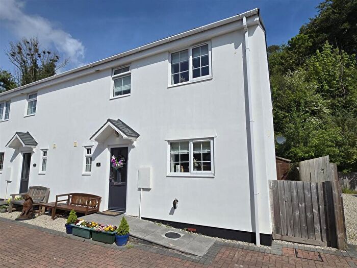 3 Bedroom Semi Detached House For Sale In The Lime Kilns, Tinhay, PL16