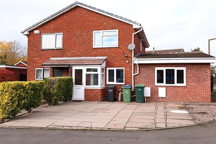 4 Bedroom Detached House To Rent In Temple Way, Tividale, Oldbury, West Midlands, B69