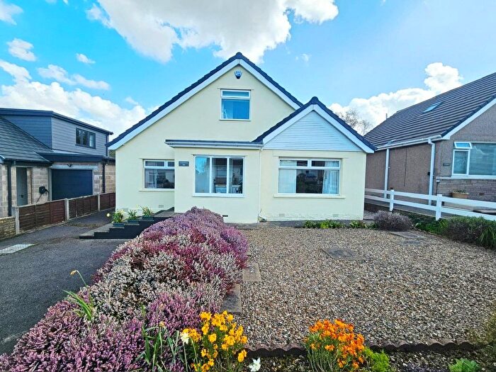 3 Bedroom Bungalow For Sale In Sea View Drive, Hest Bank, Lancaster, Lancashire, LA2