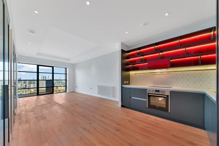 1 Bedroom Flat To Rent In Amelia House, London City Island, London, E14