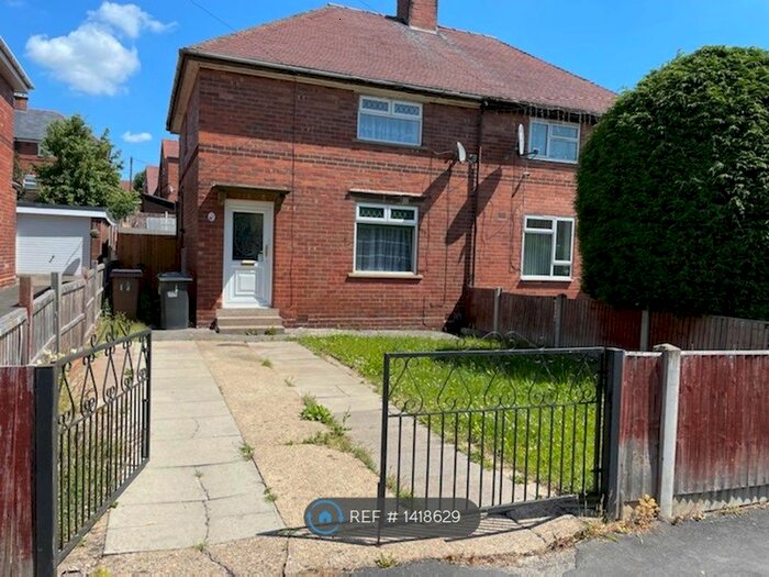 3 Bedroom Semi-Detached House To Rent In St. James Avenue, Ilkeston, DE7