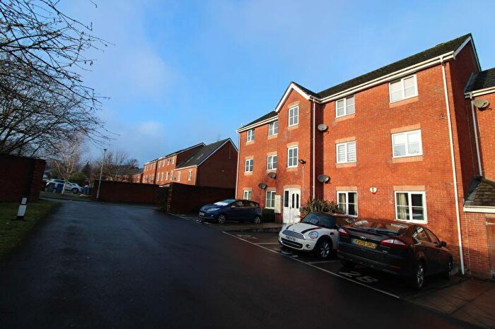2 Bedroom Flat To Rent In Stanley Road, Manchester, M45