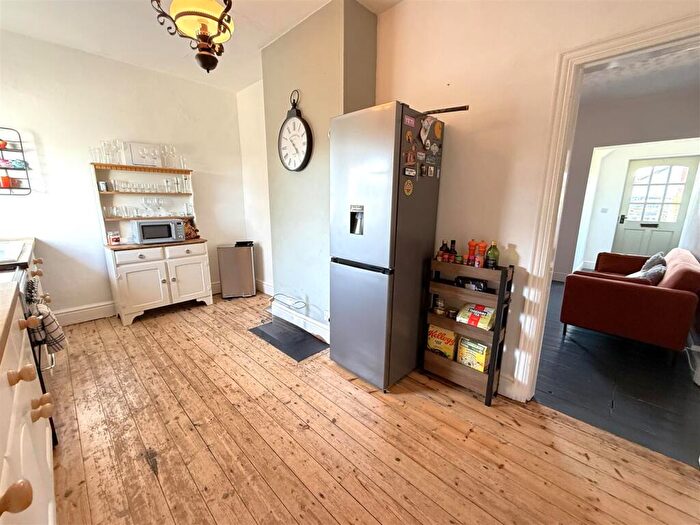 2 Bedroom Semi-Detached House For Sale In Works Lane, Barnstone, NG13