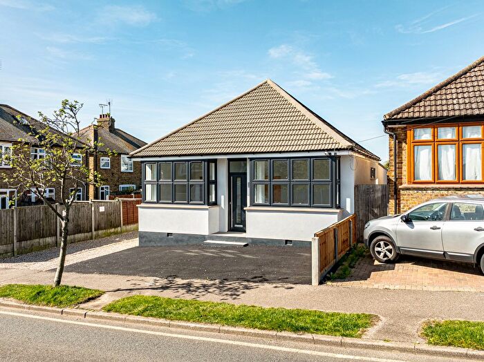 3 Bedroom Detached Bungalow For Sale In Benvenue Avenue, Leigh-On-Sea, SS9