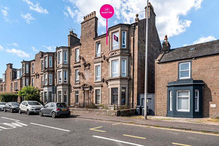 2 Bedroom Flat For Sale In Strathmartine Road, Dundee, DD3