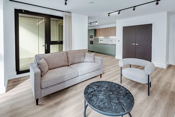 1 Bedroom Flat To Rent In Scrubs Lane, London, NW10