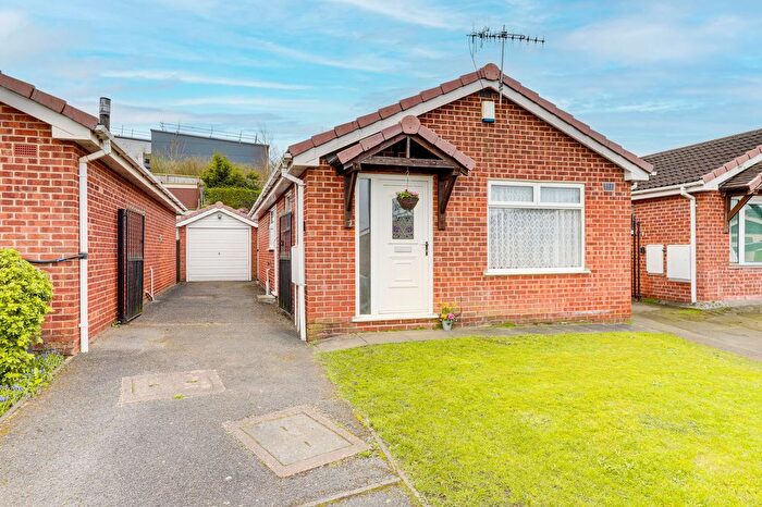 2 Bedroom Detached Bungalow For Sale In Edwalton Court, Nottingham, NG6