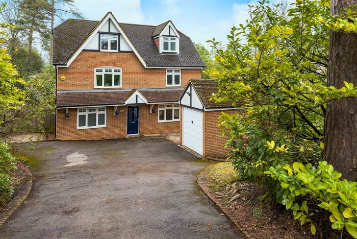 5 Bedroom Detached House To Rent In Belton Road, Camberley, GU15