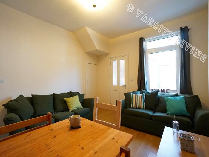 5 Bedroom House To Rent In Orme Road, Bangor, LL57