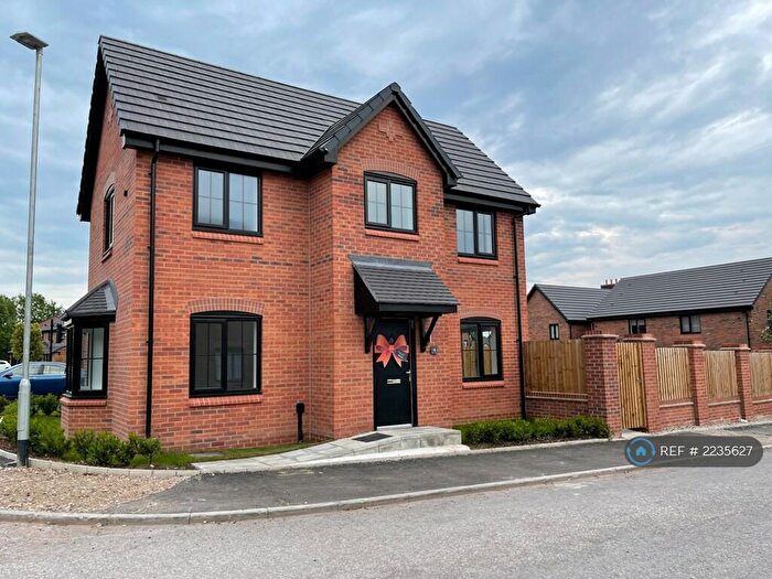 3 Bedroom Detached House To Rent In Garden House Close, Failsworth, Manchester, M35