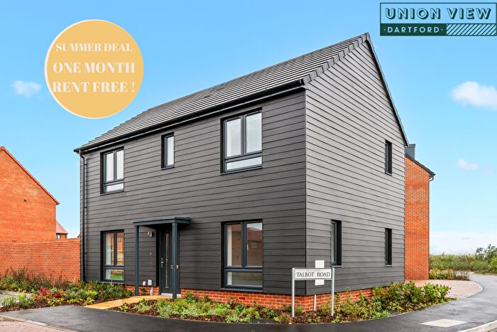 3 Bedroom Detached House To Rent In *Includes One Month Rent Free!* Davidson Road, Dartford, Kent, DA2