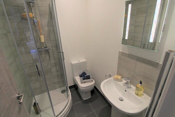2 Bedroom Apartment To Rent In Bayard Plaza, Peterborough, PE1