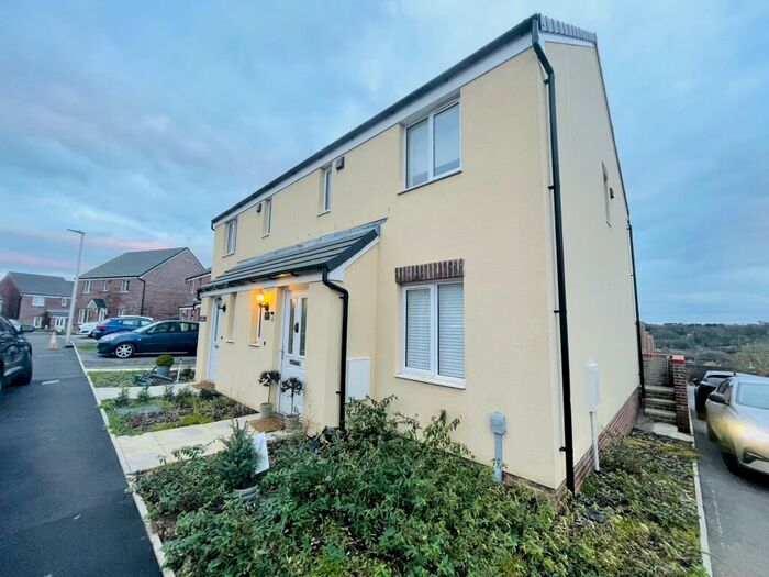 3 Bedroom House To Rent In Haverfordwest, SA61