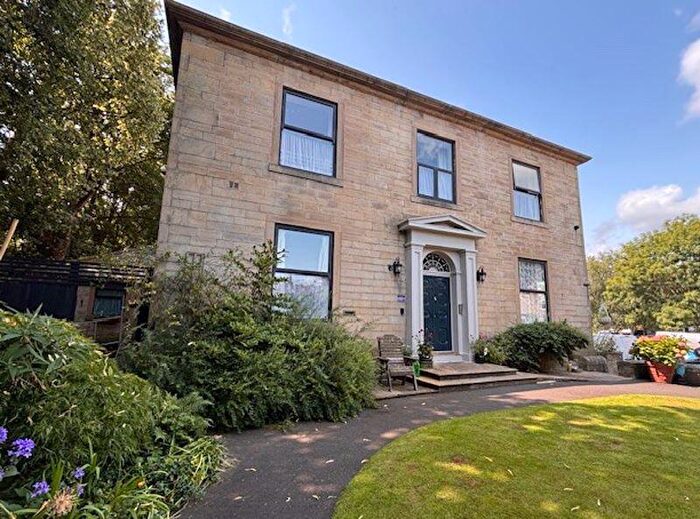 6 Bedroom Detached House For Sale In New Road, Hebden Bridge, HX7
