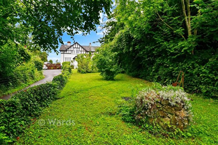 3 Bedroom Semi Detached House For Sale In Vale Road, Loose, Maidstone, Kent, ME15