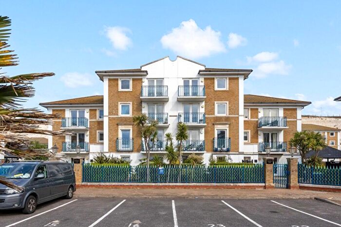 2 Bedroom Apartment To Rent In Hamilton Court, Brighton Marina Village, BN2