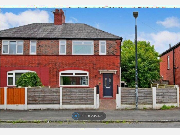 3 Bedroom Semi-Detached House To Rent In Royton Avenue, Sale, M33