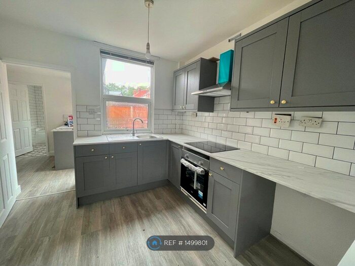 2 Bedroom Terraced House To Rent In Queen Street, Hucknall, Nottingham, NG15