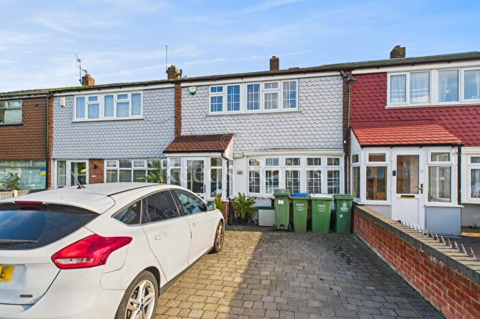 3 Bedroom Terraced House For Sale In Wickham Street, Welling, DA16