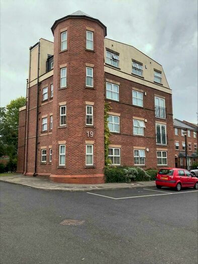 2 Bedroom Flat To Rent In Bandy Fields Place, Salford, Greater Manchester, M7