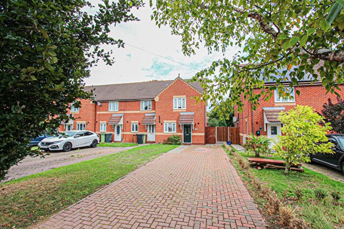 3 Bedroom End Of Terrace House For Sale In Cromer Road, Finedon, NN9