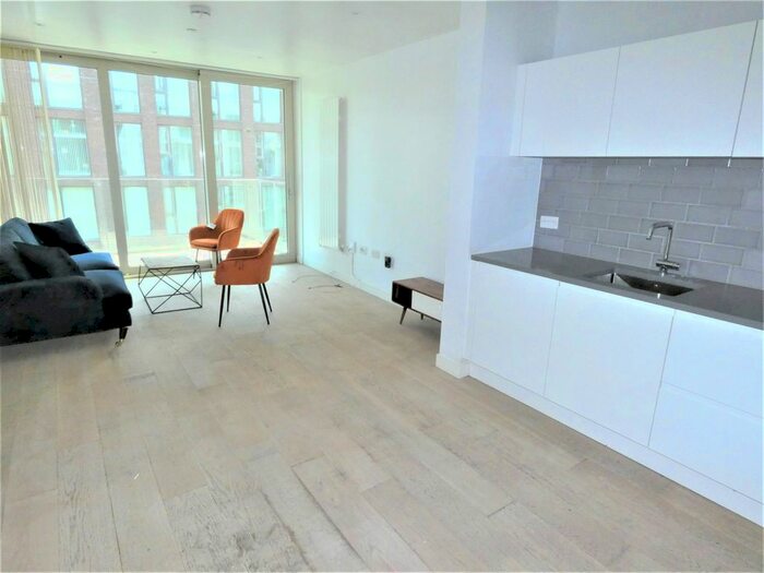 2 Bedroom Flat To Rent In Liner House, Admiralty Avenue, London, E16