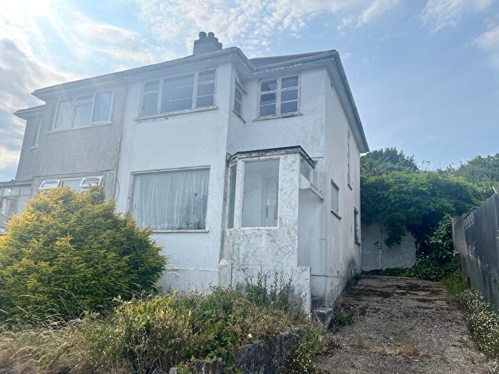3 Bedroom Semi Detached House For Sale In Bridwell Road, Plymouth, Devon, PL5