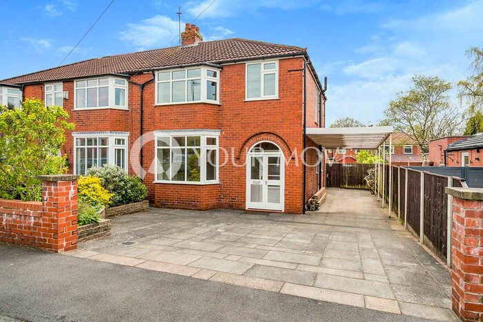 3 Bedroom Semi-Detached House To Rent In Duchy Avenue, Worsley, Manchester, M28