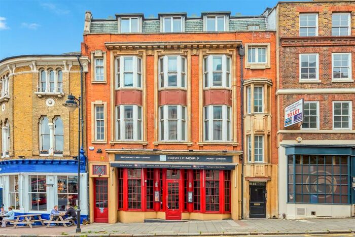 2 Bedroom Flat To Rent In Clerkenwell Green, EC1R