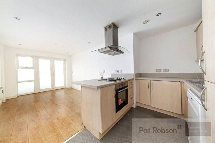 2 Bedroom Apartment To Rent In The Bar, St James Gate, Newcastle Upon Tyne, NE1